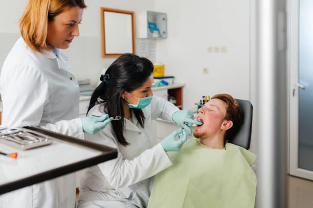 Best Root Canal Emergency Dentist  in La Nte, MO